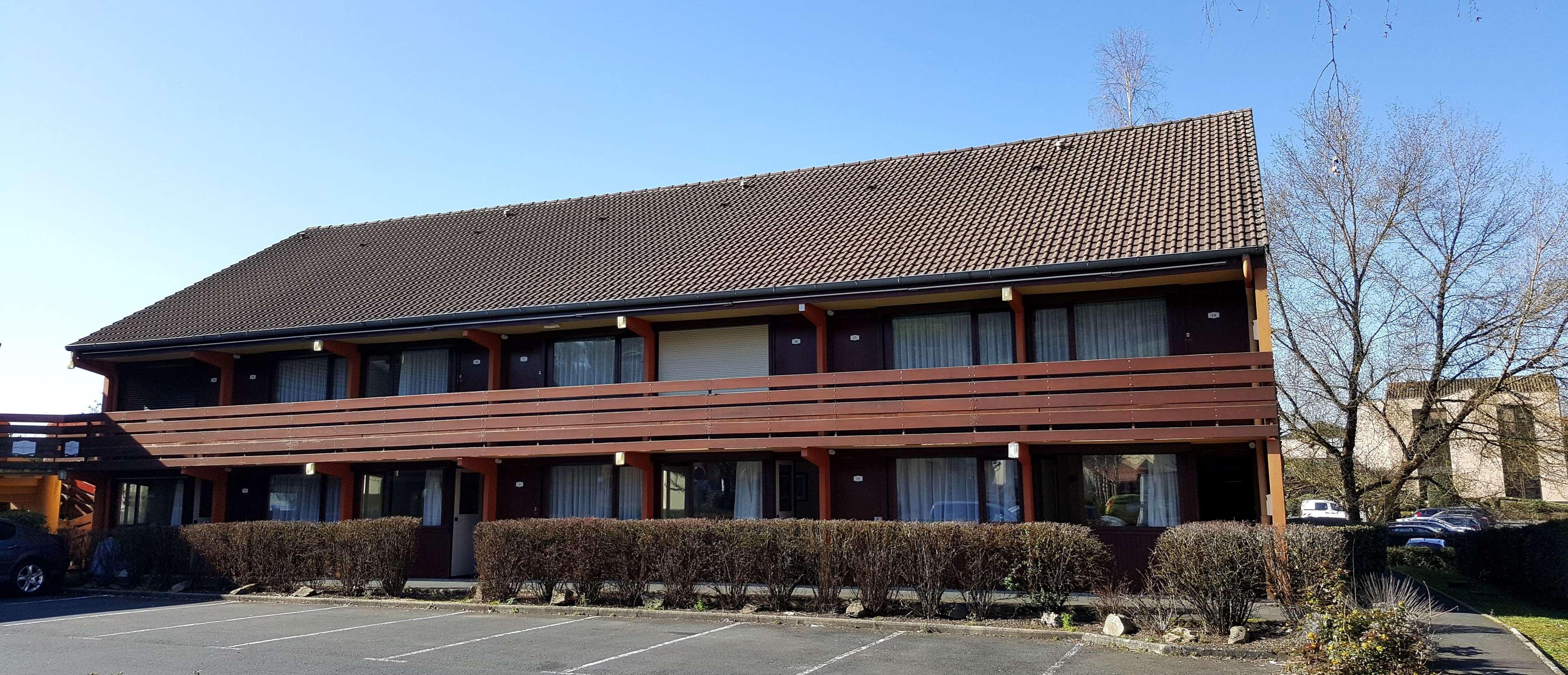 Hotel Restaurant Campanile Aurillac Exterior photo